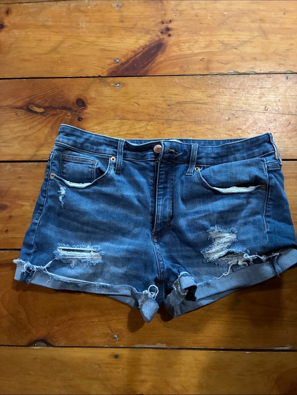 Universal Thread Distressed Blue Denim Jean Shorts